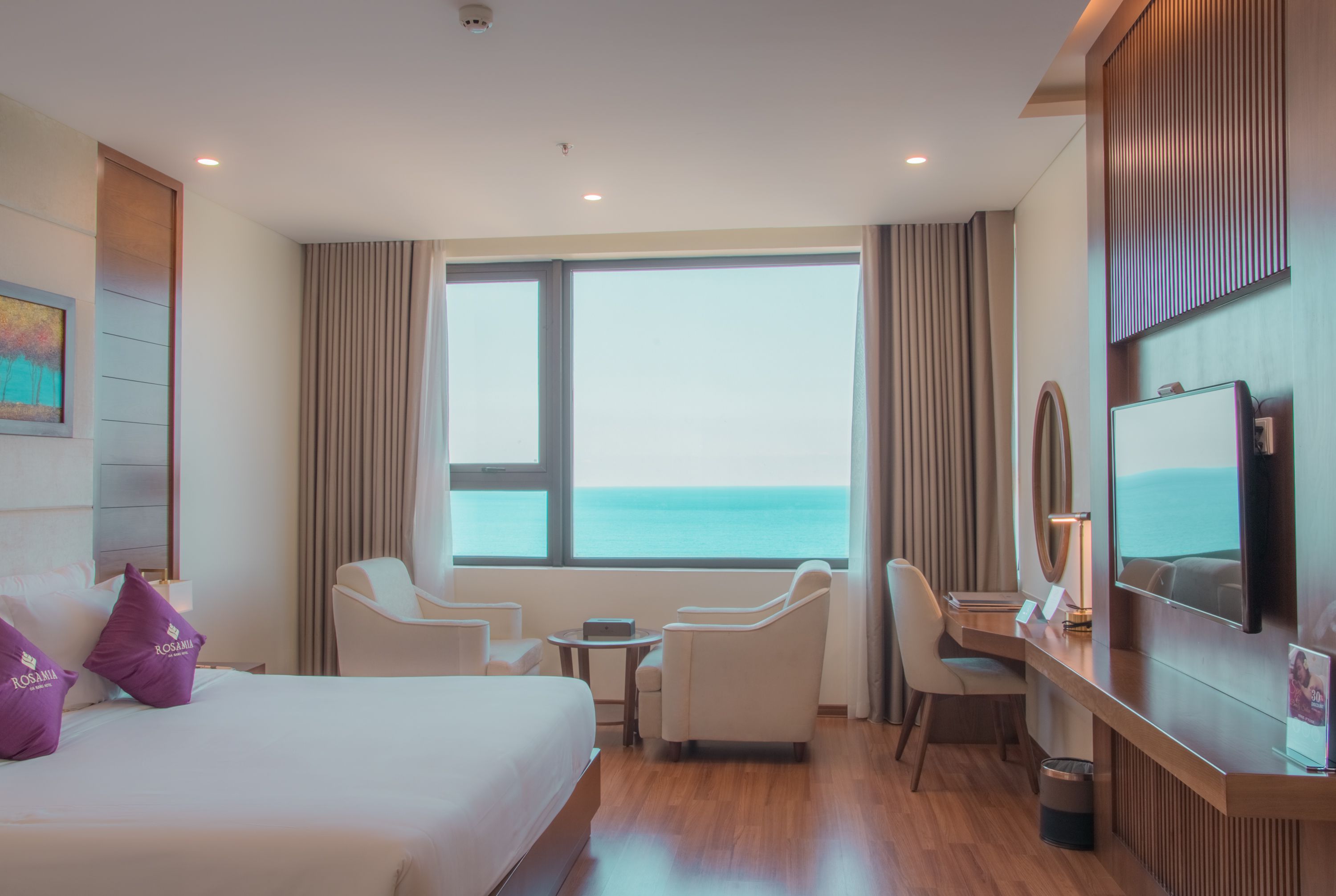 Rosamia Da Nang Hotel - Khách sạn biển đẳng cấp tại Đà Nẵng