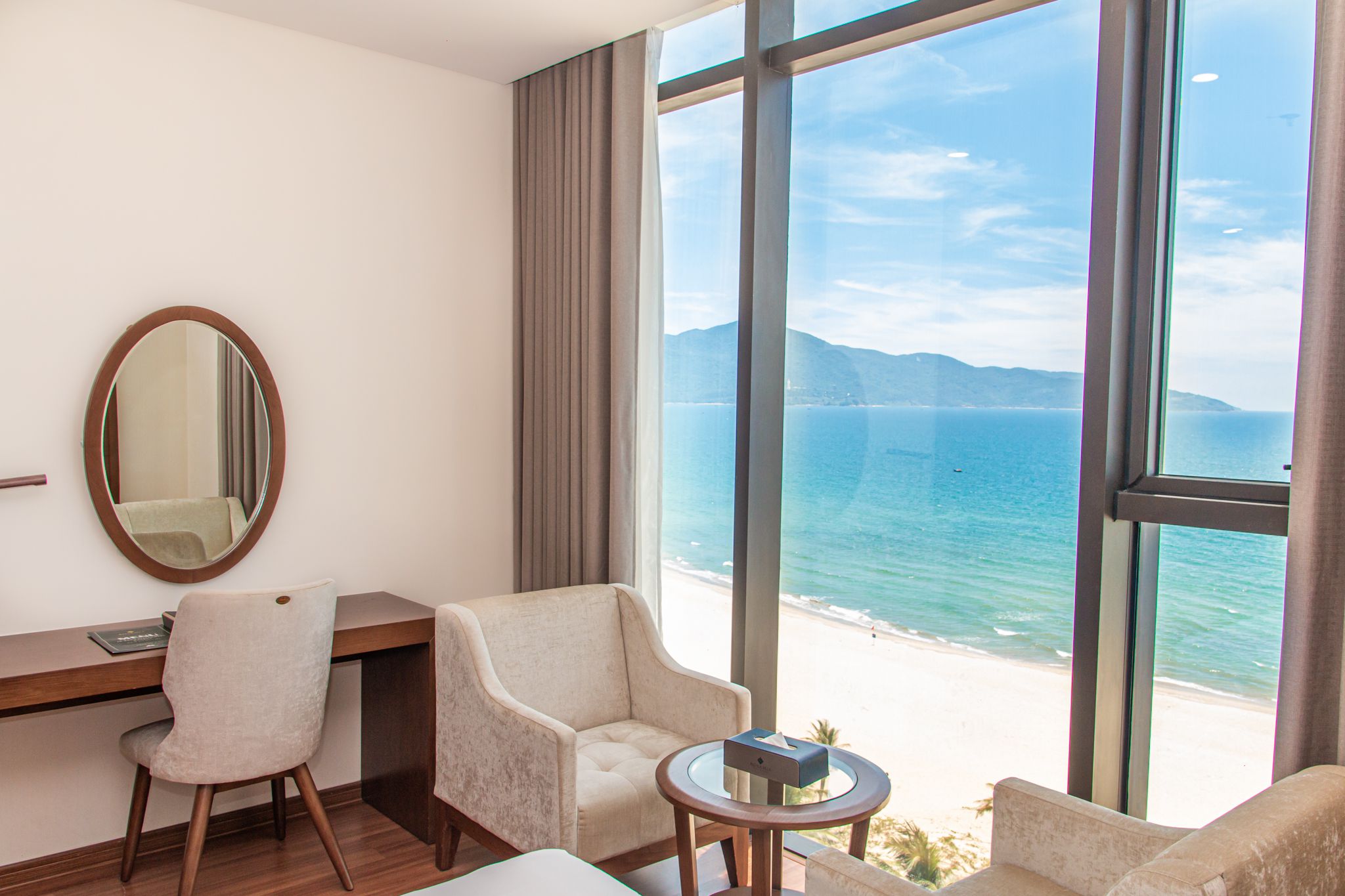 Rosamia Da Nang Hotel - Khách sạn biển đẳng cấp tại Đà Nẵng