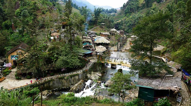 Các địa điểm du lịch gần Khách sạn Charm Sapa