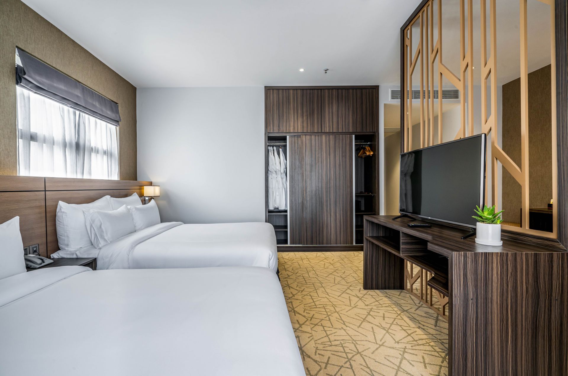 the cap hotel