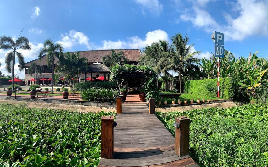 The Island Lodge Thoi Son