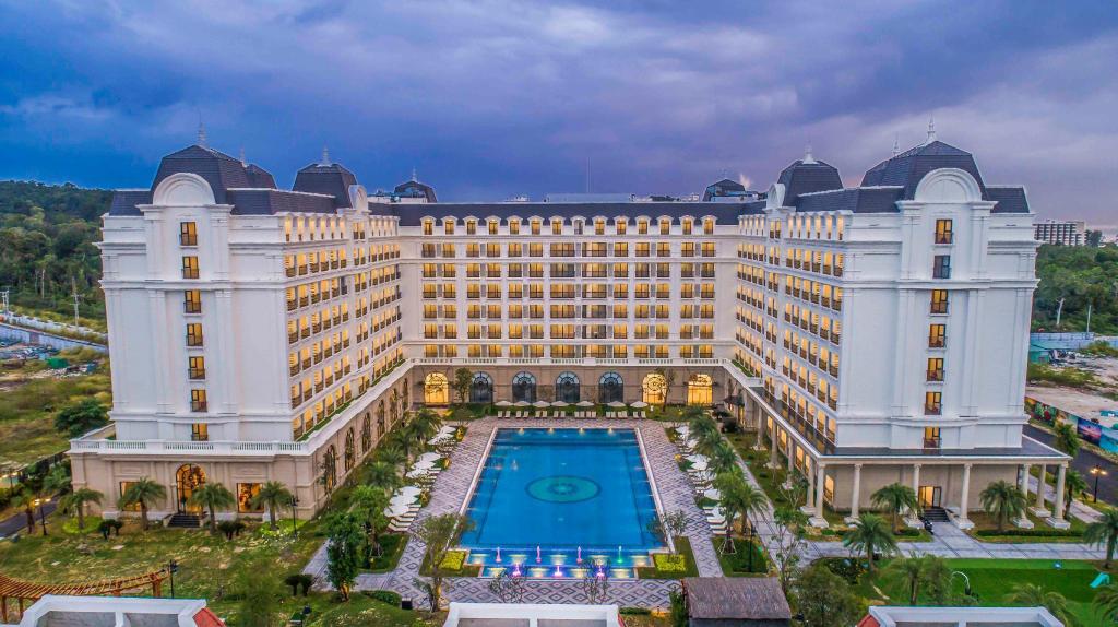 VinHolidays Fiesta Phú Quốc - Thiên đường tại đảo ngọc