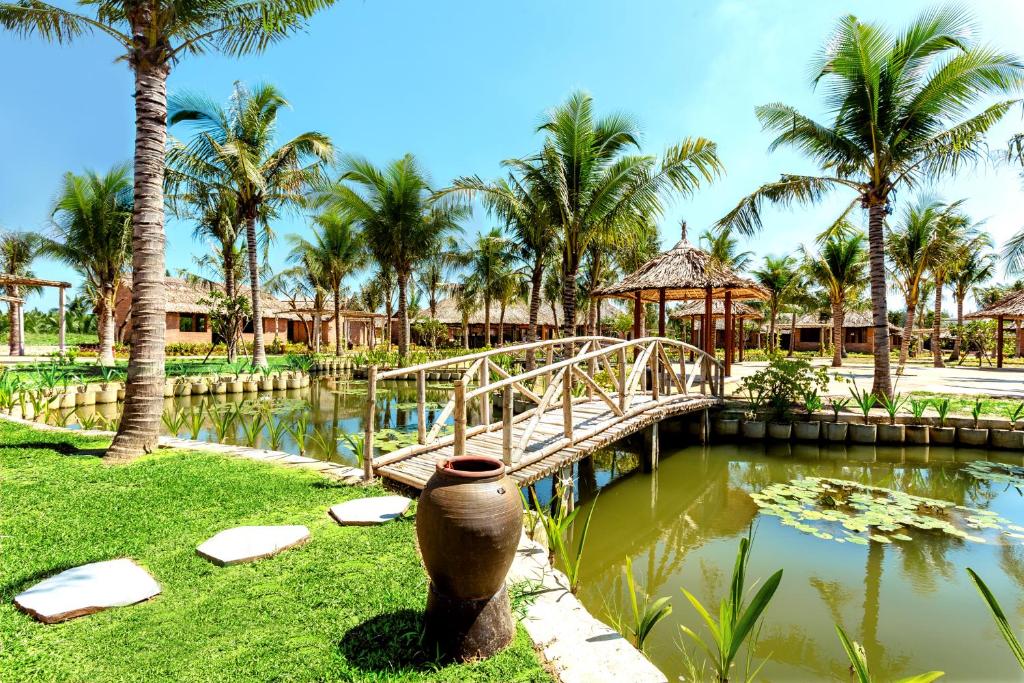 Boutique Cam Thanh Resort 