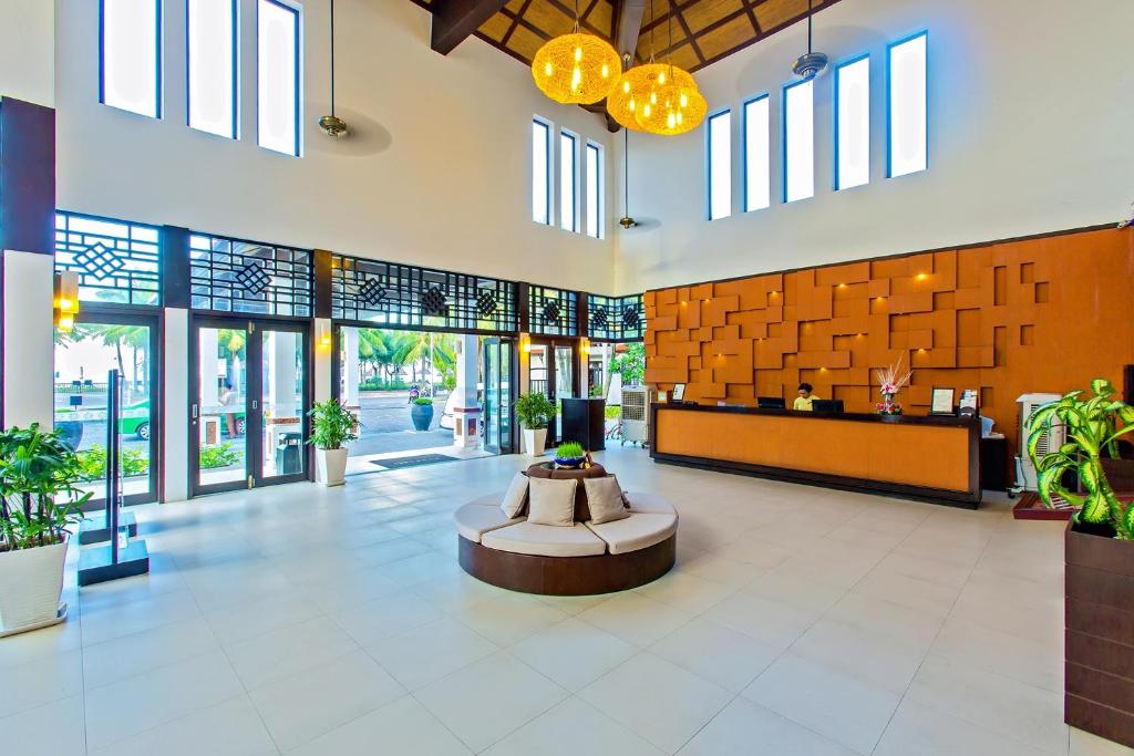 Hội An Beach Resort
