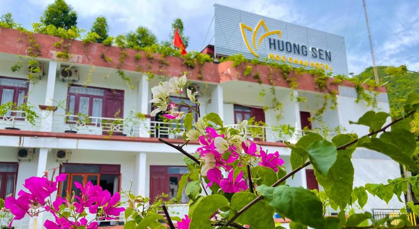 khách sạn hương sen mộc châu
