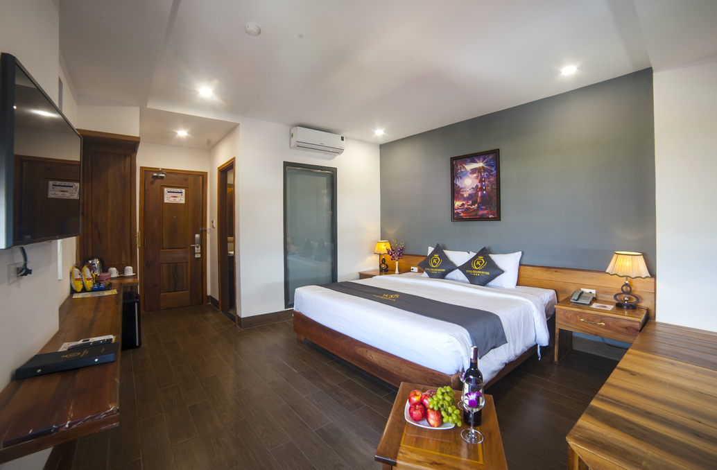 khách sạn royal khanh phú yên