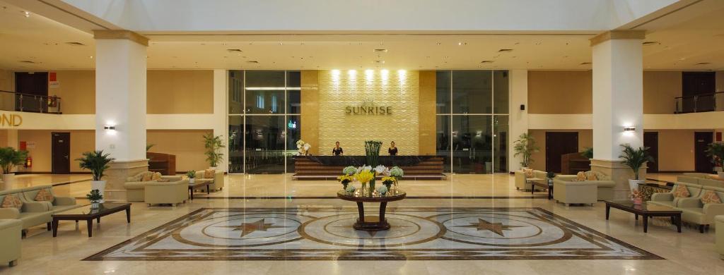 Khách sạn Sunrise