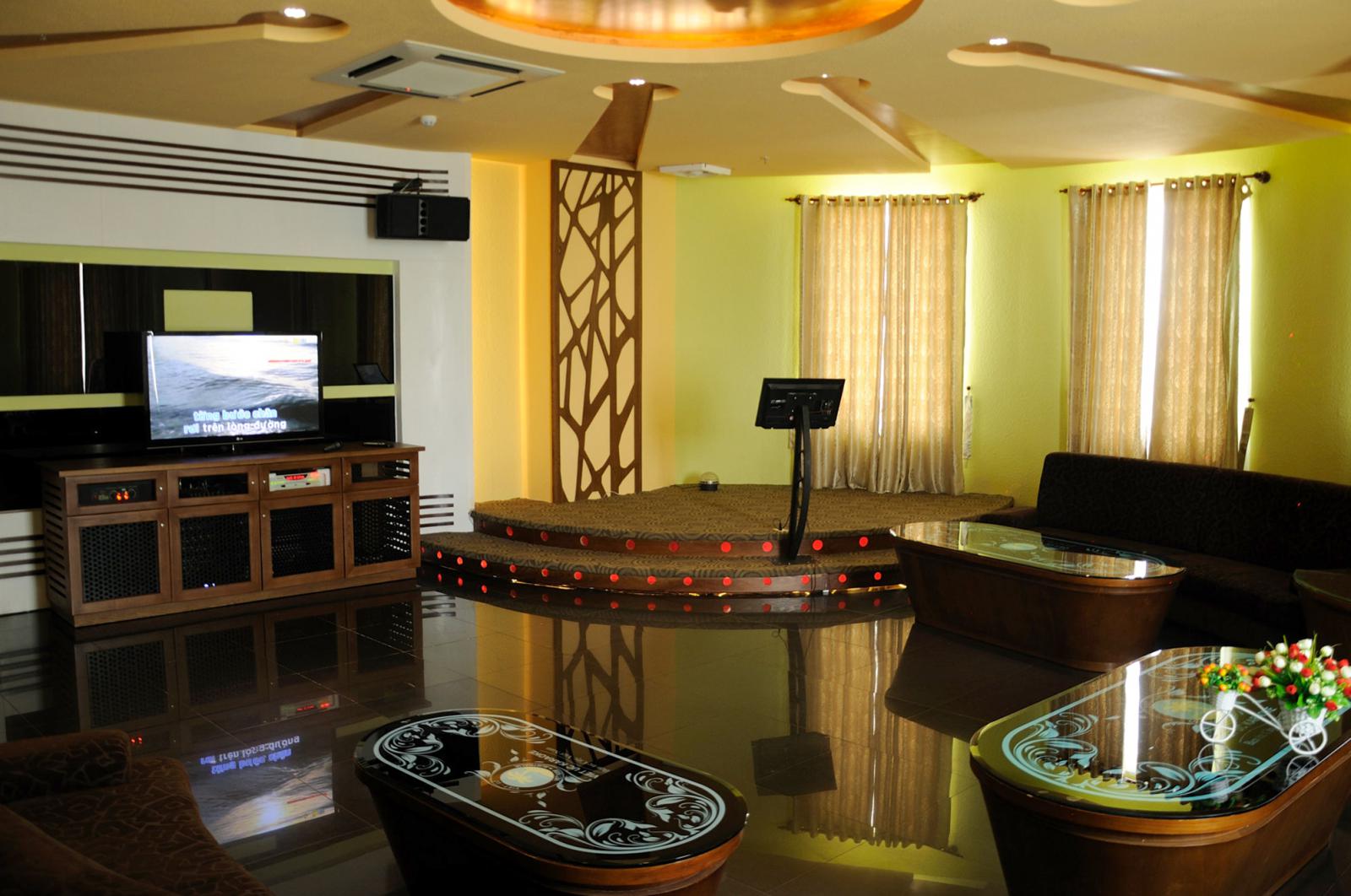 Karaoke tại khách sạn việt úc bến tre