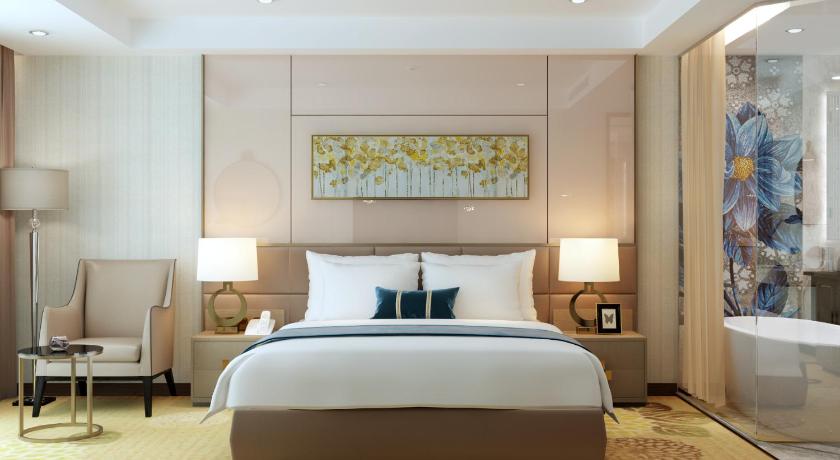 La Vela Saigon hotel