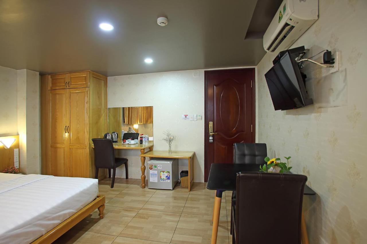 Sunshine boutique hotel Phu My Hung