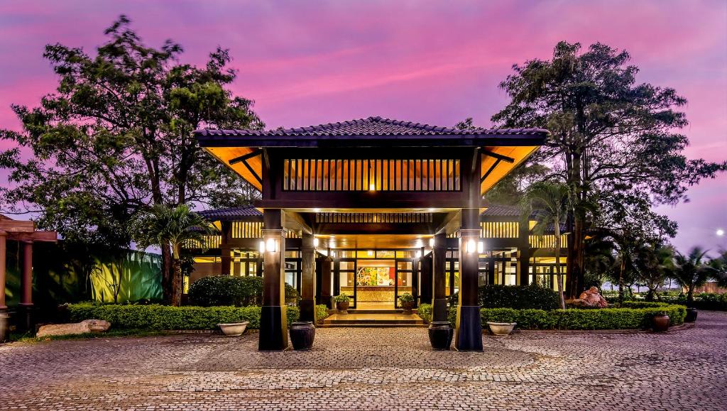 The Nature Villa & Resort - Khu nghỉ dưỡng cao cấp bên bờ vịnh Đà Nẵng