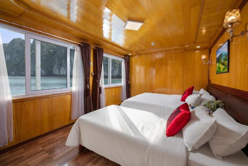 Azela Cruise - Du thuyền đẹp nhất Vịnh biển Hạ Long