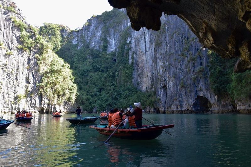 dịch vụ và tiện ích tại Du thuyền Jade Sails