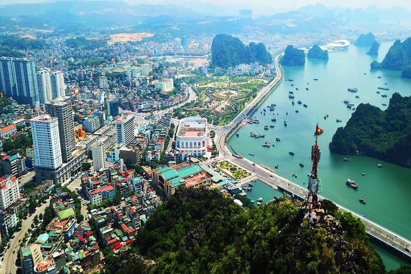 dịch vụ và tiện ích tại Du thuyền Jade Sails