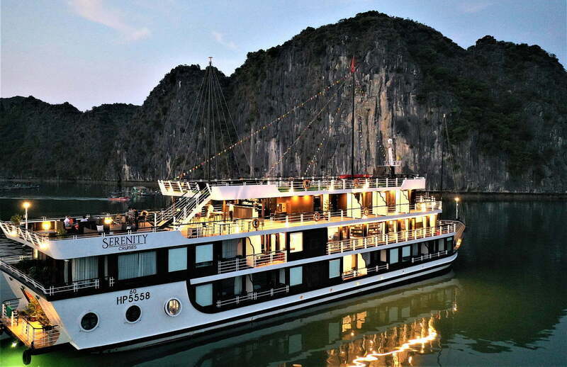 Du thuyền Serenity Cruises - Hành trình tìm về chốn bình yên 