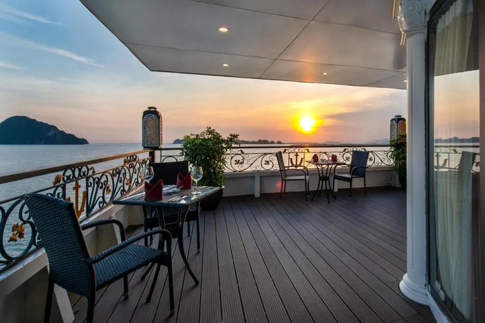 du thuyền Dynasty Cruise