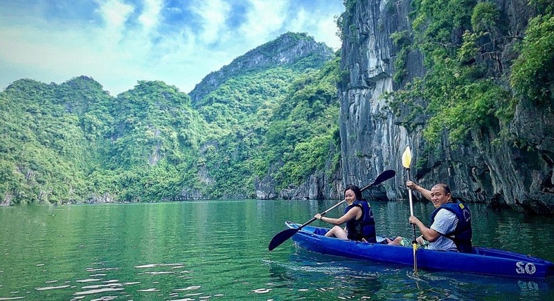 du thuyền Golden Bay Cruise