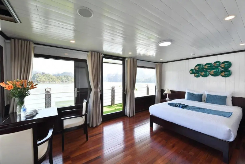 Halong Sapphire Cruise Vietnam - Du thuyền 5 sao đẳng cấp