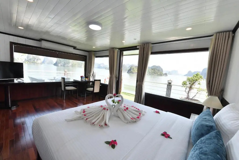 Halong Sapphire Cruise Vietnam - Du thuyền 5 sao đẳng cấp