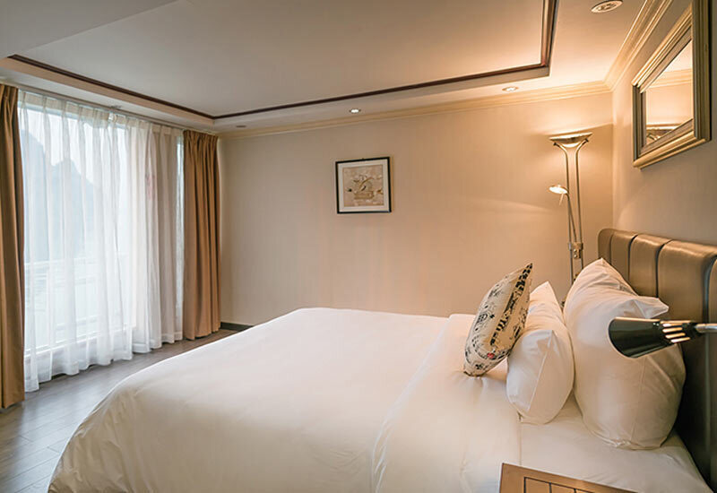 La Vela Classic Cruise - Thiên đường nghỉ dưỡng giữa vịnh