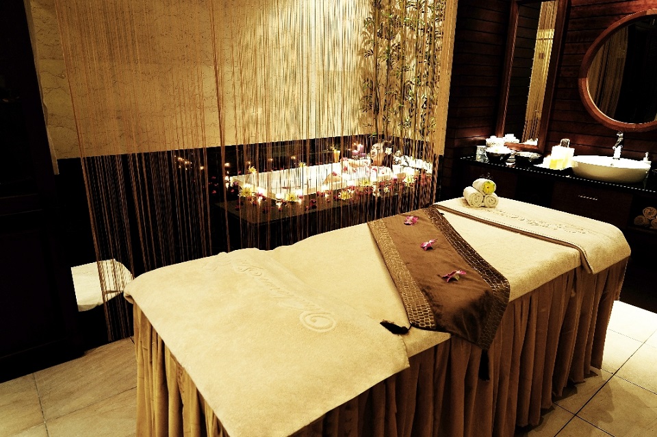 khách sạn Meliá Vinpearl Danang Riverfront