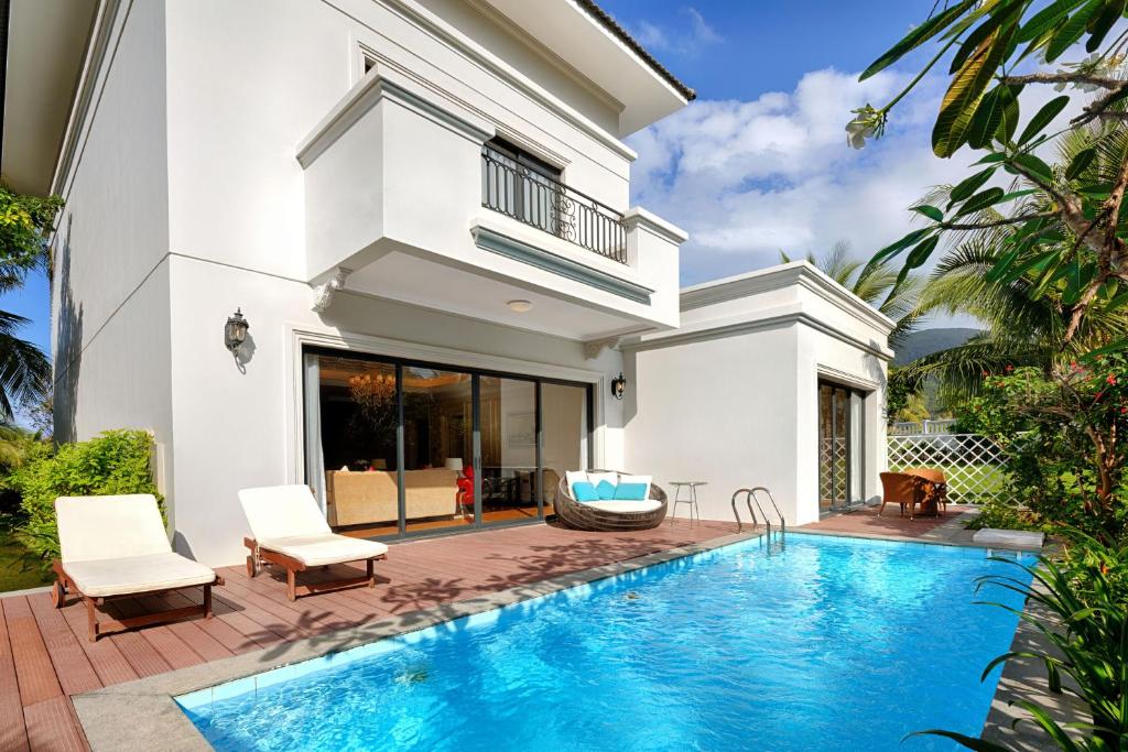 Vinpearl Discovery Sealink Nha Trang
