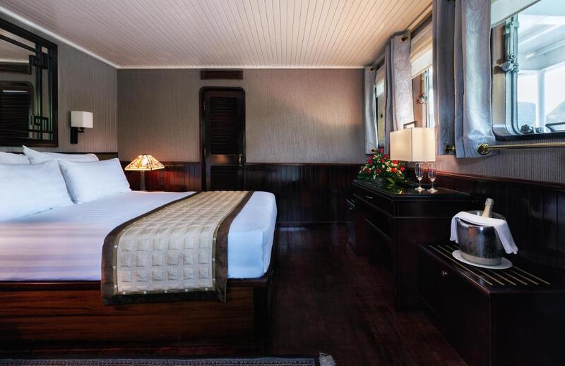 Emeraude Classic Cruise - Trải nghiệm du thuyền 5 sao