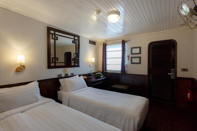 Emeraude Classic Cruise - Trải nghiệm du thuyền 5 sao