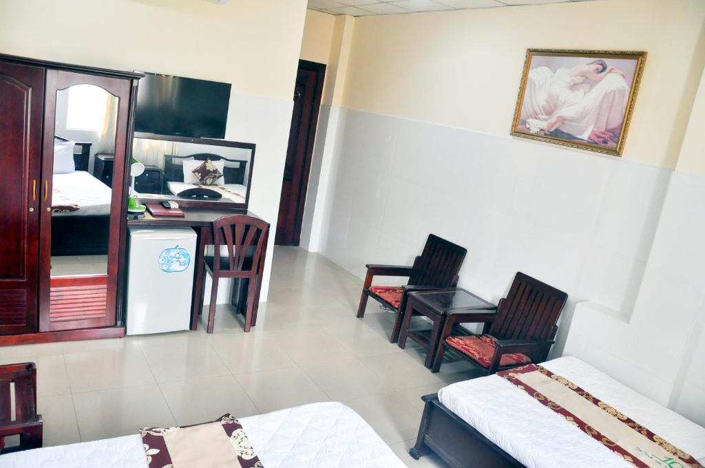 Khách sạn Nhất Quý Tây Ninh - Màu đỏ mạnh mẽ