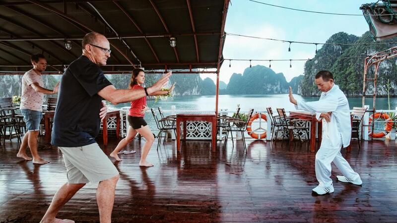 du thuyền Renea Cruise