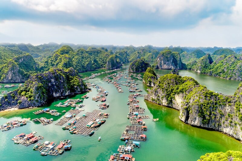 du thuyền Sky Legend