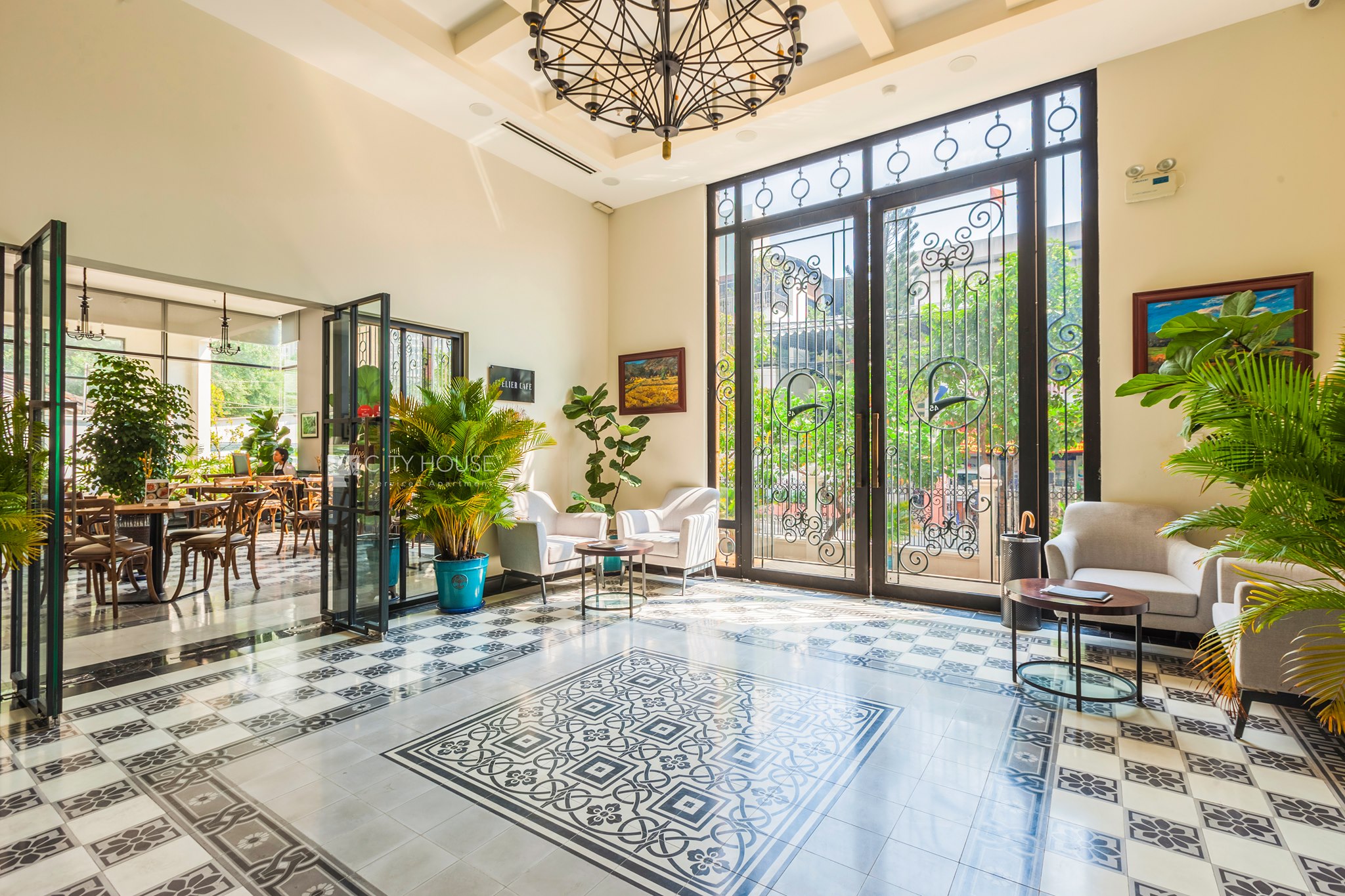 Atelier Thảo Điền có thiết kế sang trọng