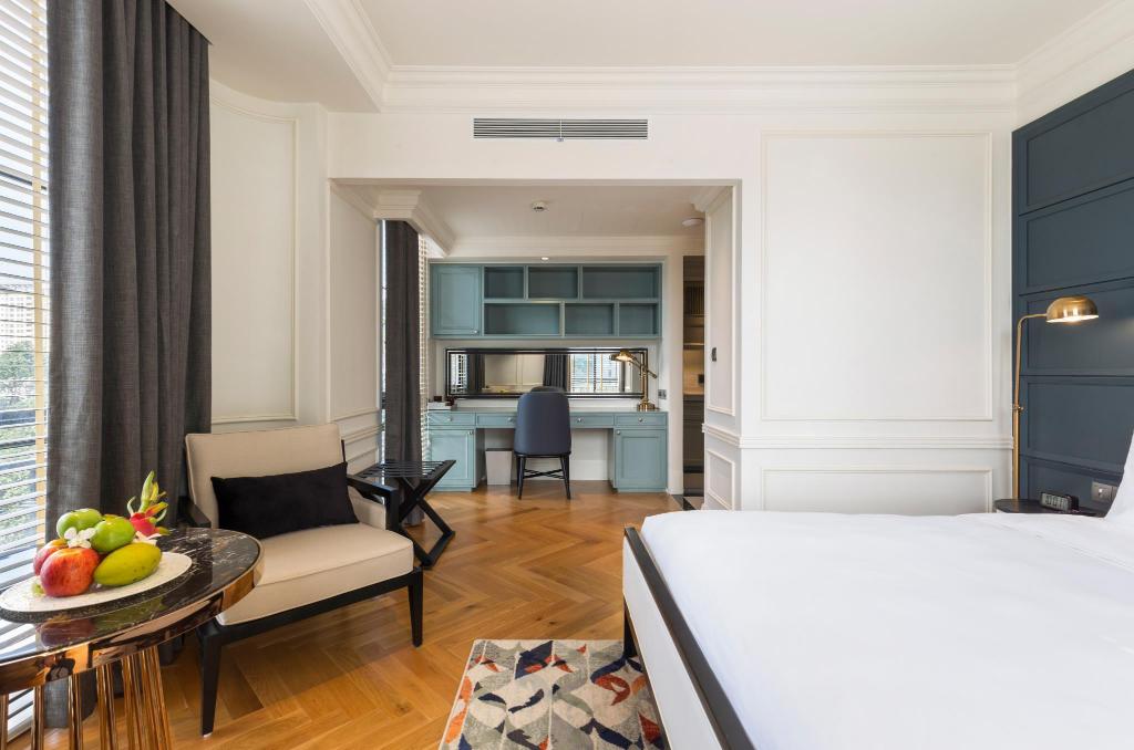 Bach Suites Saigon