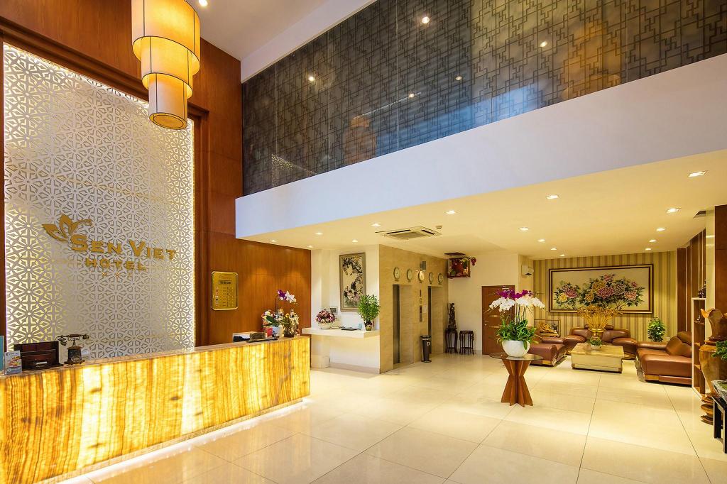 Sen Việt Hotel