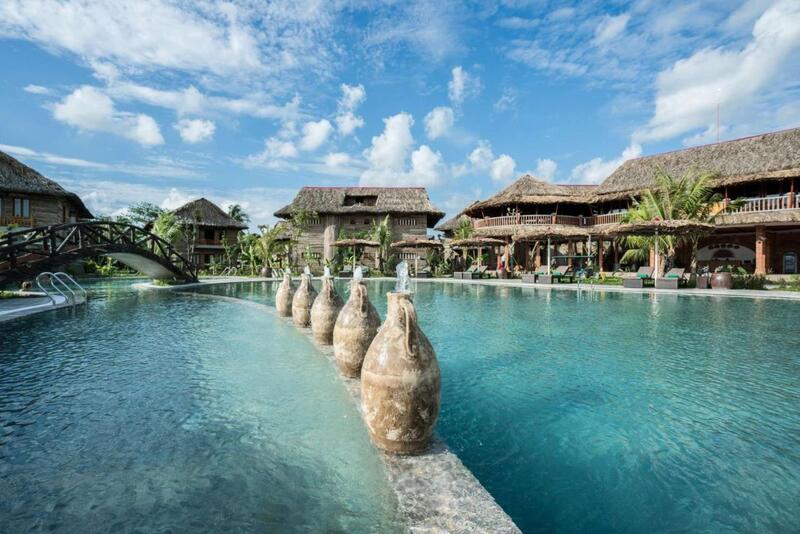 Top 20 resort miền Tây độc đáo nhất được đông đảo du khách yêu thích