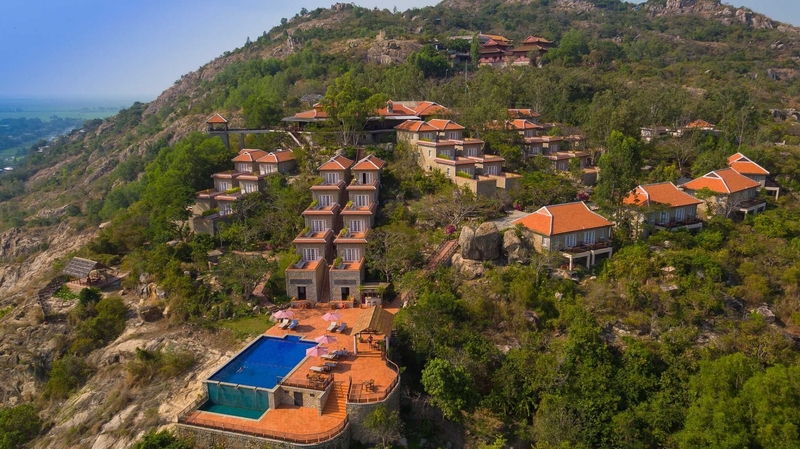 Top 20 resort miền Tây độc đáo nhất được đông đảo du khách yêu thích