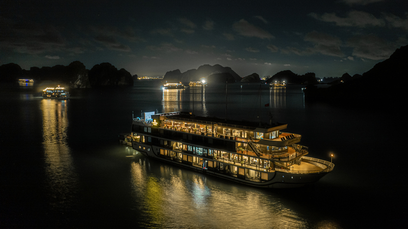 La Regina Grand Cruise - Review du thuyền 5 sao cao cấp