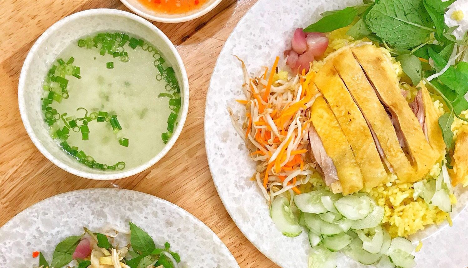 Top khách sạn Phú Yên giá rẻ có bãi tắm riêng và hồ bơi