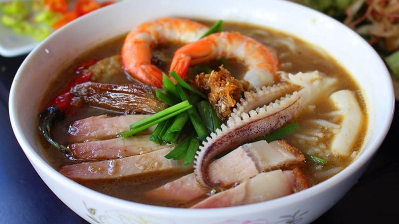 Top khách sạn quận 1 Sài Gòn giá rẻ, nổi tiếng thu hút
