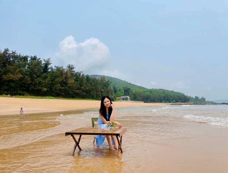 Bãi biển Quỳnh Lập
