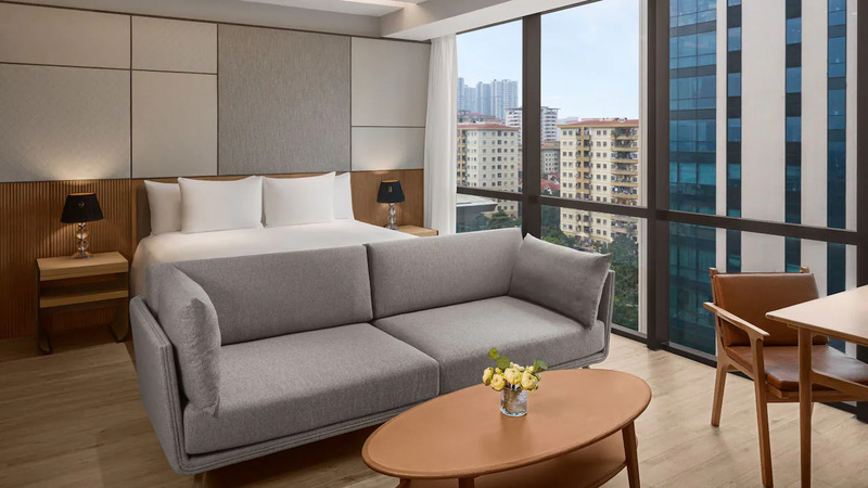 Tận hưởng cảm giác sang trọng tại Hyatt Regency West Hanoi