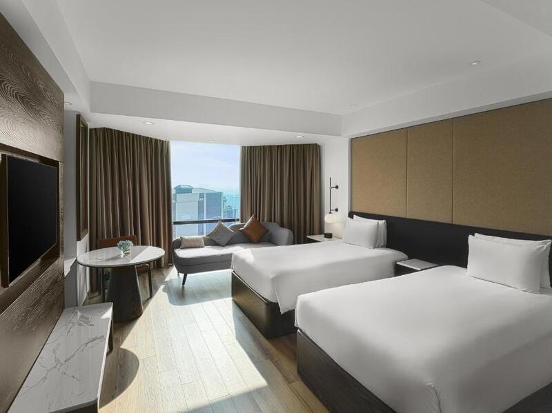Tận hưởng cảm giác sang trọng tại Hyatt Regency West Hanoi
