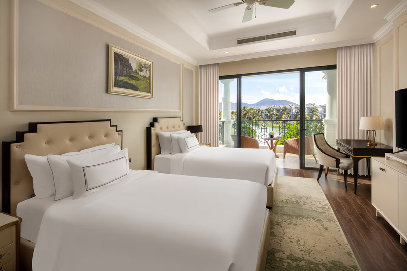 Melia Vinpearl Cam Ranh Beach Resort - Review từ A - Z