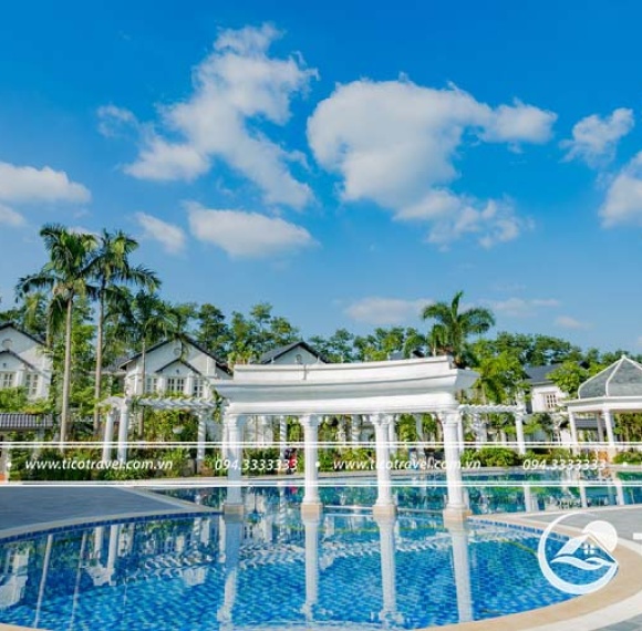 Vườn Vua Resort
