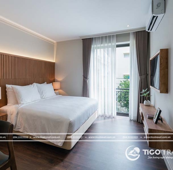 Charmaine’s Hotel & Apartment