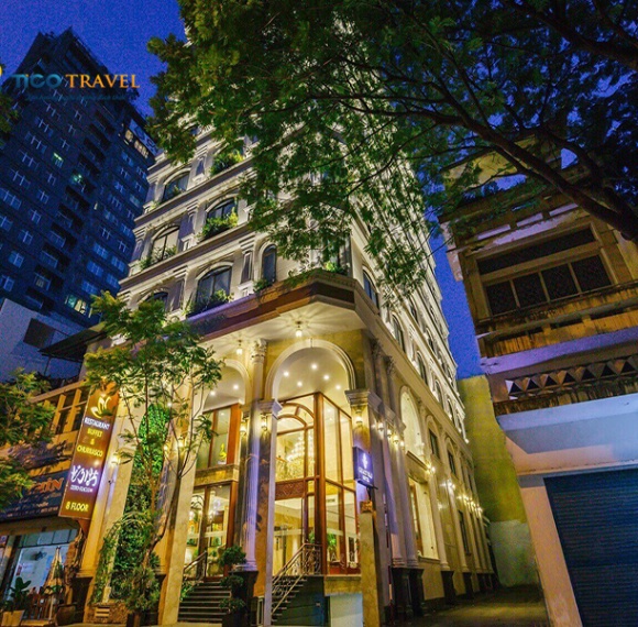 Khách sạn Lotus Central Sài Gòn