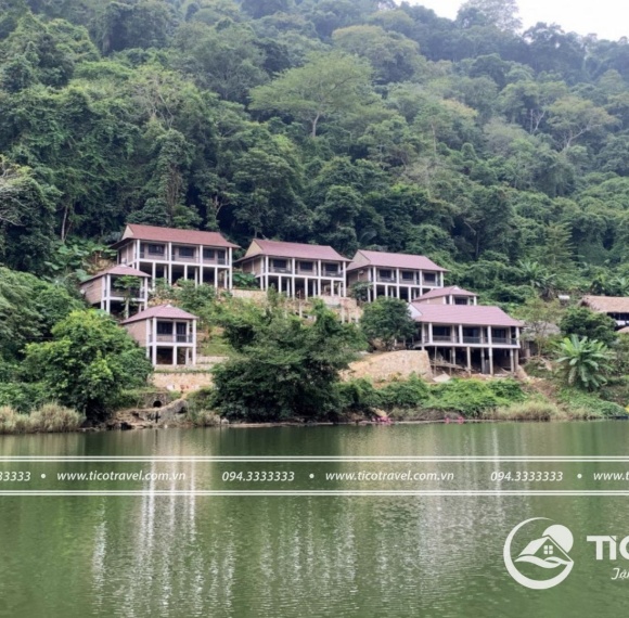 Ba Be Lakeside Bungalow