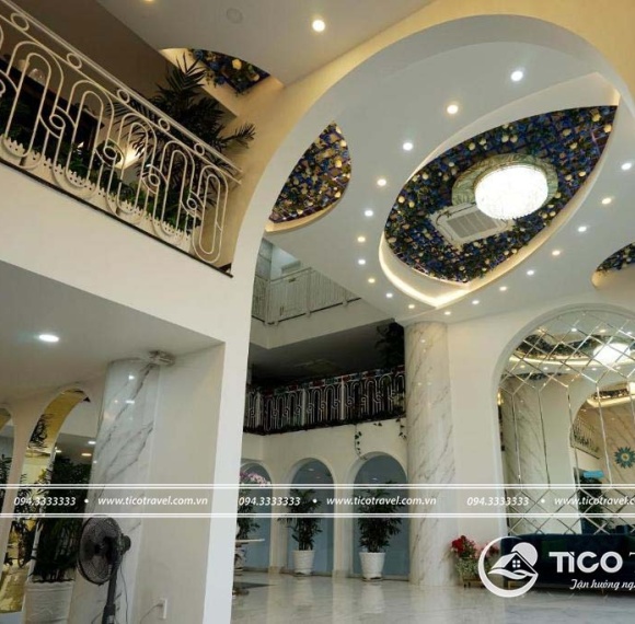 Tiffany Hotel & Restaurant