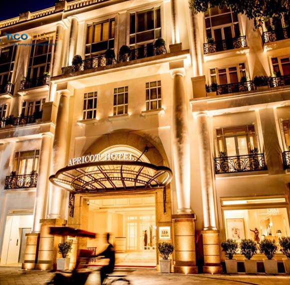 Apricot Hotel