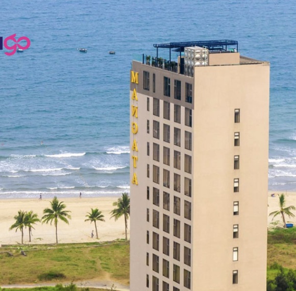Mangata Beachfront Hotel